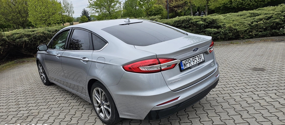 Ford Fusion cena 68000 przebieg: 53000, rok produkcji 2020 z Białobrzegi małe 56